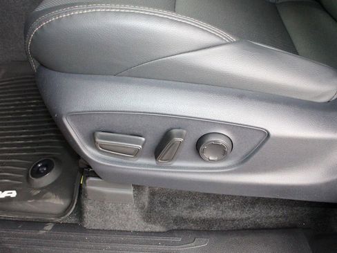 New 2026 Toyota Tacoma Limited image 23