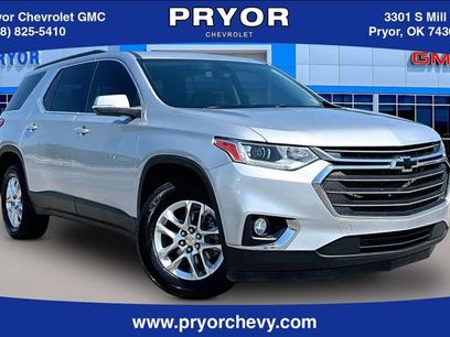 Used 2021 Chevrolet Traverse LT