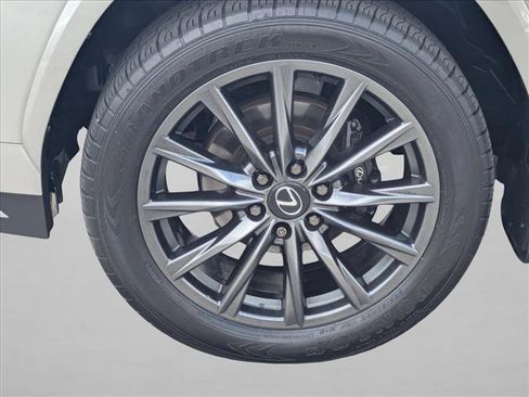 Used 2024 Lexus LX 600 F Sport AWD/4WD image 23