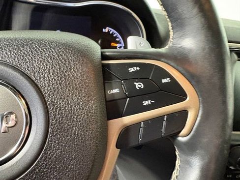 Certified 2017 Jeep Grand Cherokee Limited AWD/4WD image 26