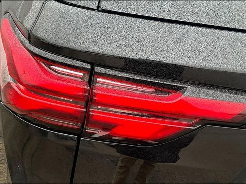 Certified 2023 Chevrolet Traverse LT w/ LPO, Floor Liner Package image 25