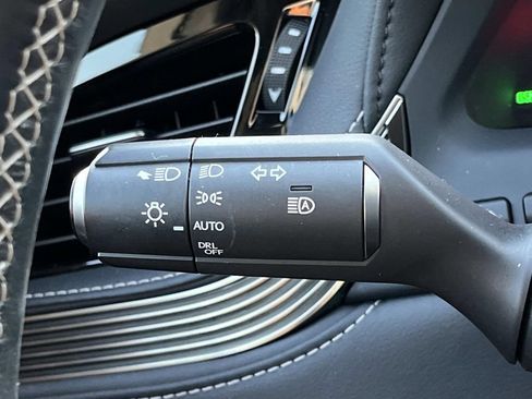 Used 2019 Lexus LS 500 F Sport w/ Accessory Package (Z1) AWD/4WD image 42