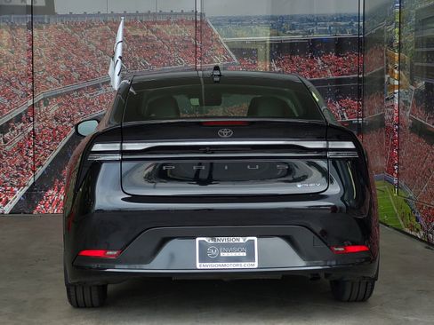 Certified 2026 Toyota Prius Plug-In Hybrid image 7