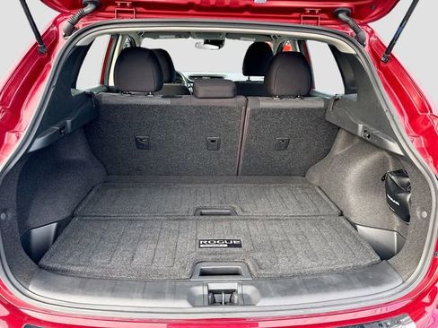 Used 2019 Nissan Rogue Sport SV image 25