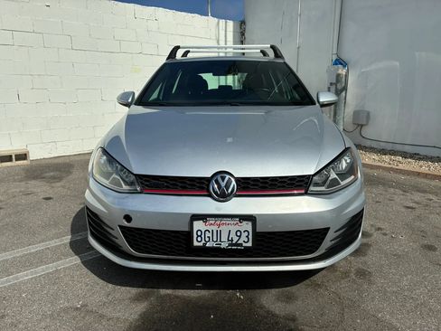 Used 2017 Volkswagen GTI S FWD image 3