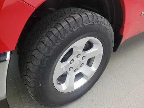 Used 2019 RAM 1500 Tradesman AWD/4WD image 31