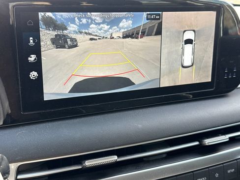 Used 2024 Hyundai Palisade SEL w/ Premium Package FWD image 24