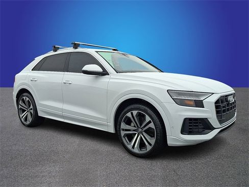 Used 2019 Audi Q8 Prestige image 3