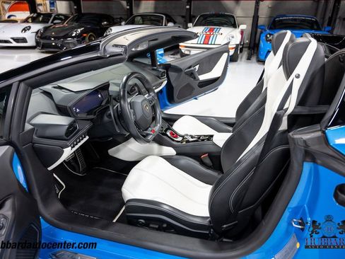 Used 2016 Lamborghini Huracan LP 610-4 image 18