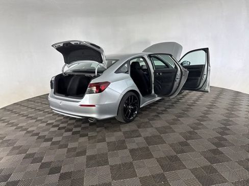 Used 2025 Honda Civic Sport image 18