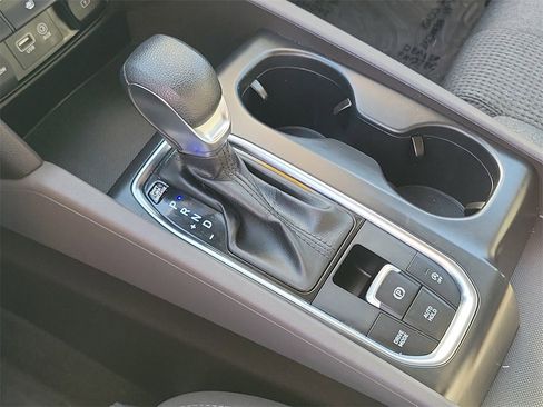 Used 2020 Hyundai Santa Fe SEL image 13