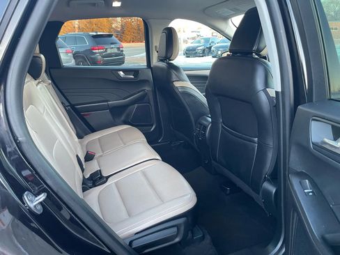 Used 2021 Ford Escape SEL AWD/4WD image 7