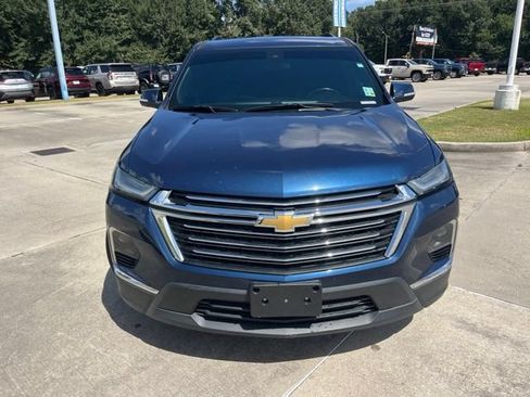 Used 2023 Chevrolet Traverse LT FWD image 10