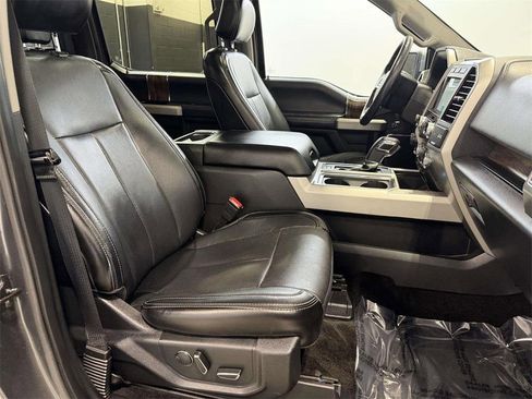 Used 2018 Ford F150 Lariat w/ Equipment Group 502A Luxury image 10