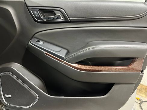 Used 2017 GMC Yukon SLE w/ SLE Value Package RWD image 17