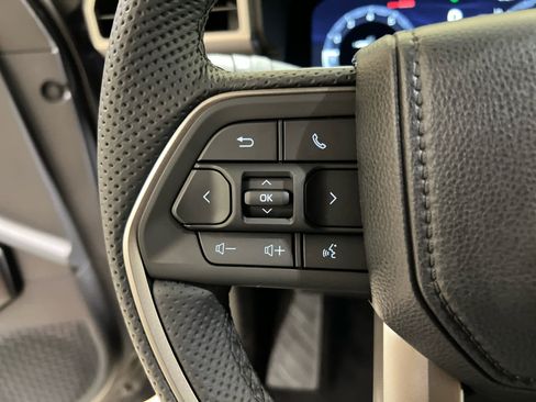 New 2025 Toyota Tacoma TRD Sport w/ TRD Sport Upgrade Package image 19