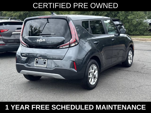 Used 2025 Kia Soul LX w/ LX Technology Package FWD image 2