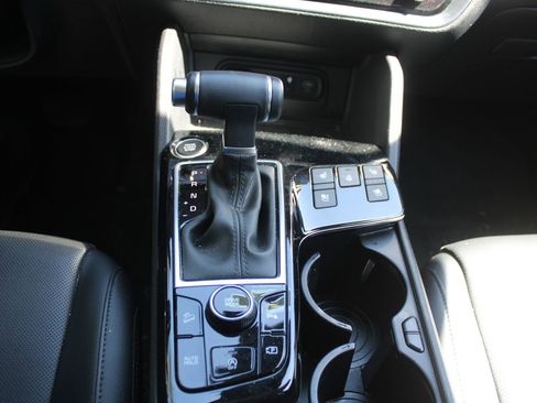Certified 2025 Kia Sportage SX FWD image 36