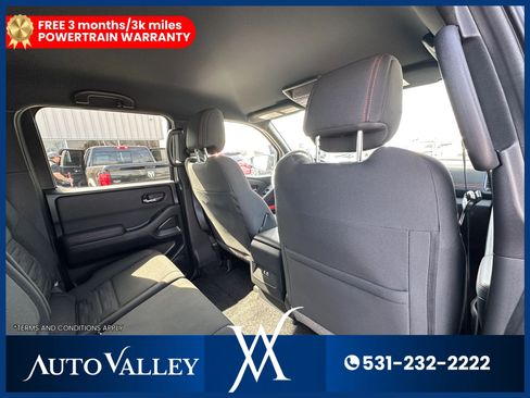 Used 2024 Nissan Frontier PRO-4X w/ Technology Package image 27