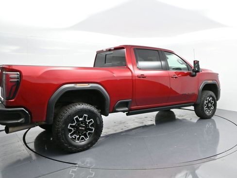 Used 2025 GMC Sierra 2500 AT4X image 7
