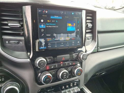 Used 2022 RAM 1500 Big Horn image 3