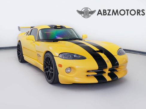 Used 2001 Dodge Viper GTS RWD image 1
