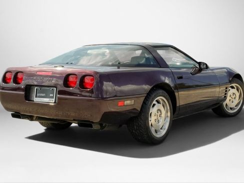 Used 1993 Chevrolet Corvette Coupe RWD image 6