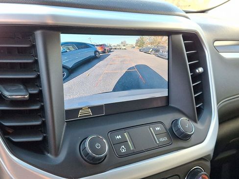 Used 2020 GMC Acadia SLT image 19