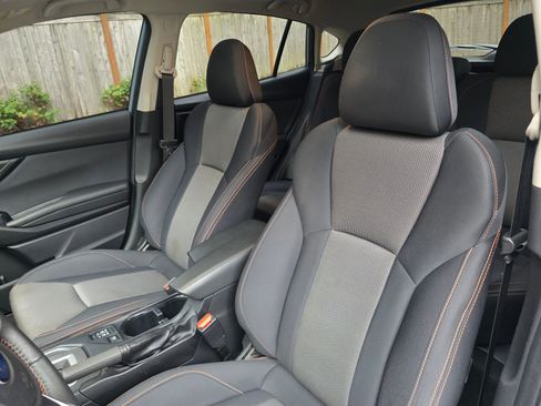 Used 2022 Subaru Crosstrek 2.0i Premium w/ Moonroof Package image 21