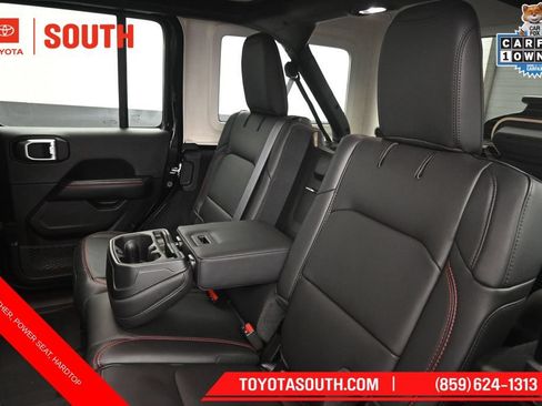 Used 2026 Jeep Wrangler Unlimited Rubicon AWD/4WD image 22