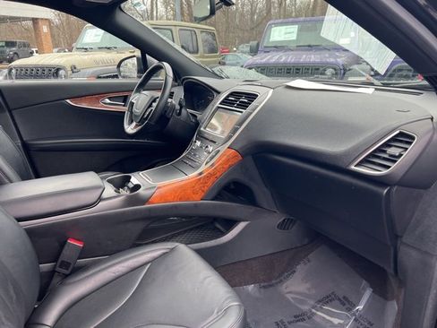 Used 2020 Lincoln Nautilus Reserve image 29