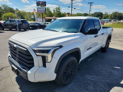 Used 2023 Toyota Tundra SR5 AWD/4WD image 3