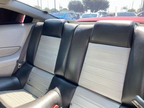 Used 2008 Ford Mustang GT RWD image 11