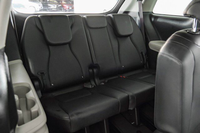 Used 2023 Kia Carnival LX FWD image 35