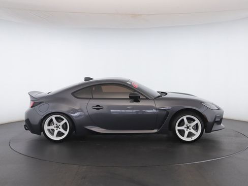 Used 2023 Toyota GR86 Premium image 24