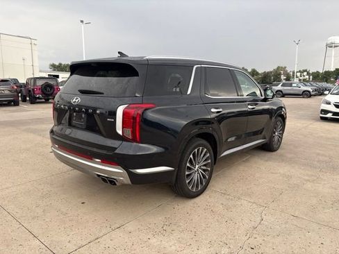 Used 2023 Hyundai Palisade Calligraphy AWD/4WD image 5