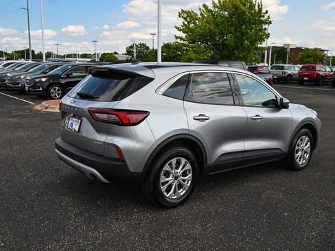 Used 2023 Ford Escape Active w/ Tech Pack #2 AWD/4WD image 5