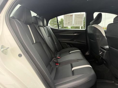 Certified 2025 Toyota Camry SE FWD image 17