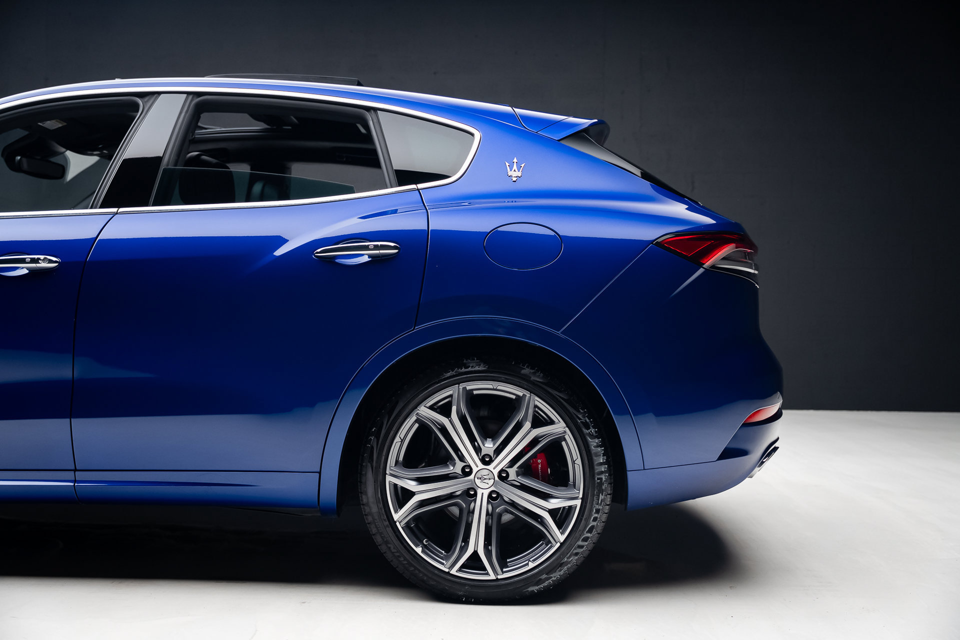 Used 2023 Maserati Levante GT AWD/4WD image 21