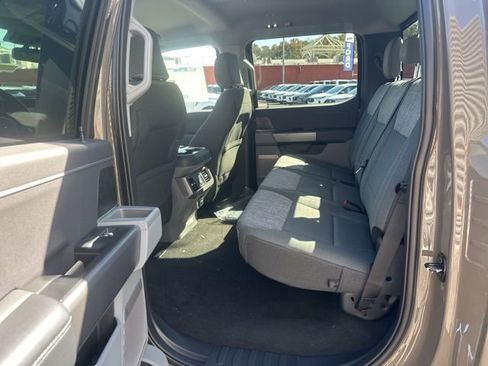 New 2026 Ford F250 XLT w/ XLT Premium Package RWD image 28