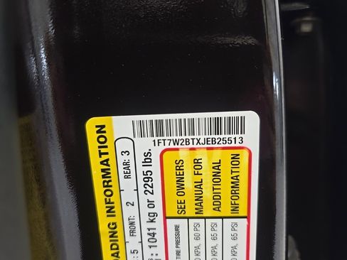 Used 2018 Ford F250 Lariat w/ Chrome Package image 15