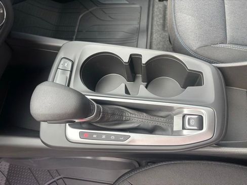 New 2026 Chevrolet Trax LS w/ LS Convenience Package FWD image 21