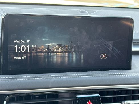 Used 2025 Genesis G70 2.5T w/ Sport Prestige Package image 28