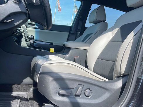 Used 2019 Kia Sportage EX w/ EX Sport Appearance Package image 10