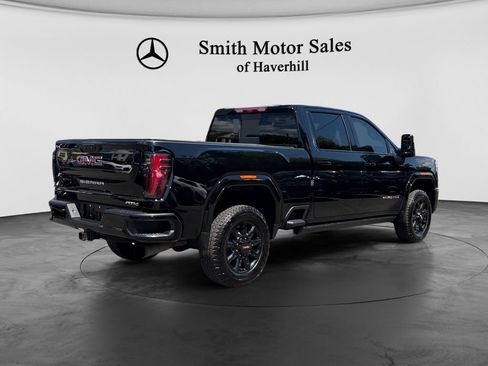 Used 2026 GMC Sierra 2500 AT4 w/ AT4 Premium Plus Package AWD/4WD image 5