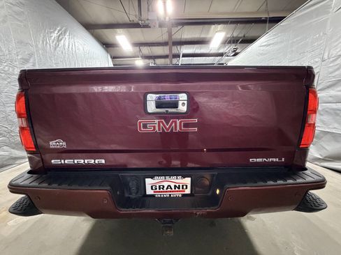 Used 2015 GMC Sierra 1500 Denali w/ Driver Alert Package image 6