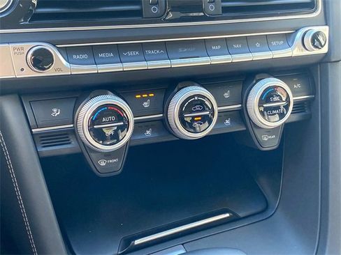 Used 2019 Genesis G70 2.0T Advanced w/ Dynamic Package image 27