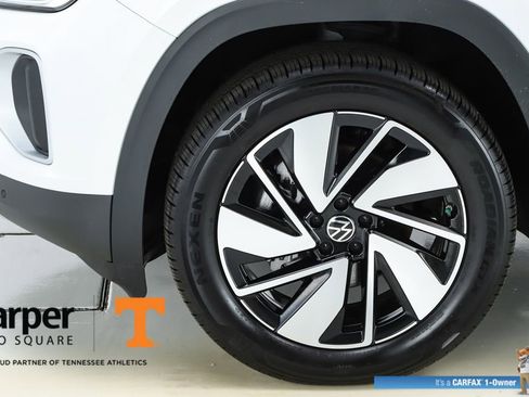 Used 2025 Volkswagen Atlas SE w/ Panoramic Sunroof Package image 45