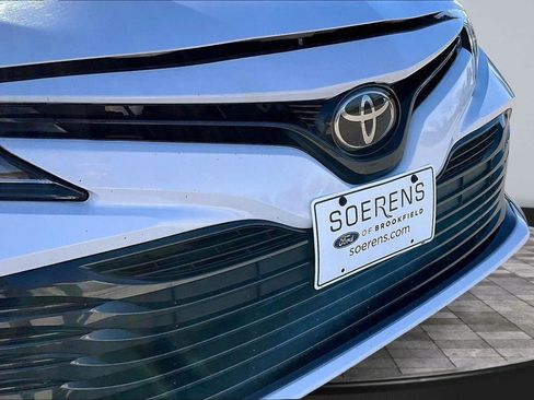 Used 2020 Toyota Camry LE image 23