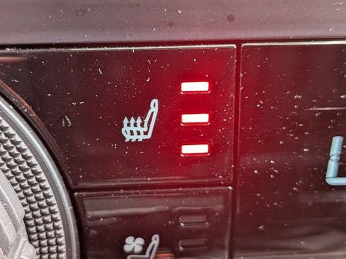 Used 2025 Toyota 4Runner TRD Off-Road Premium AWD/4WD image 22